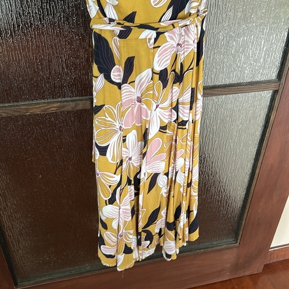 Slate and Willow Mod Daisy Wrap Dress size XS - Picture 10 of 10